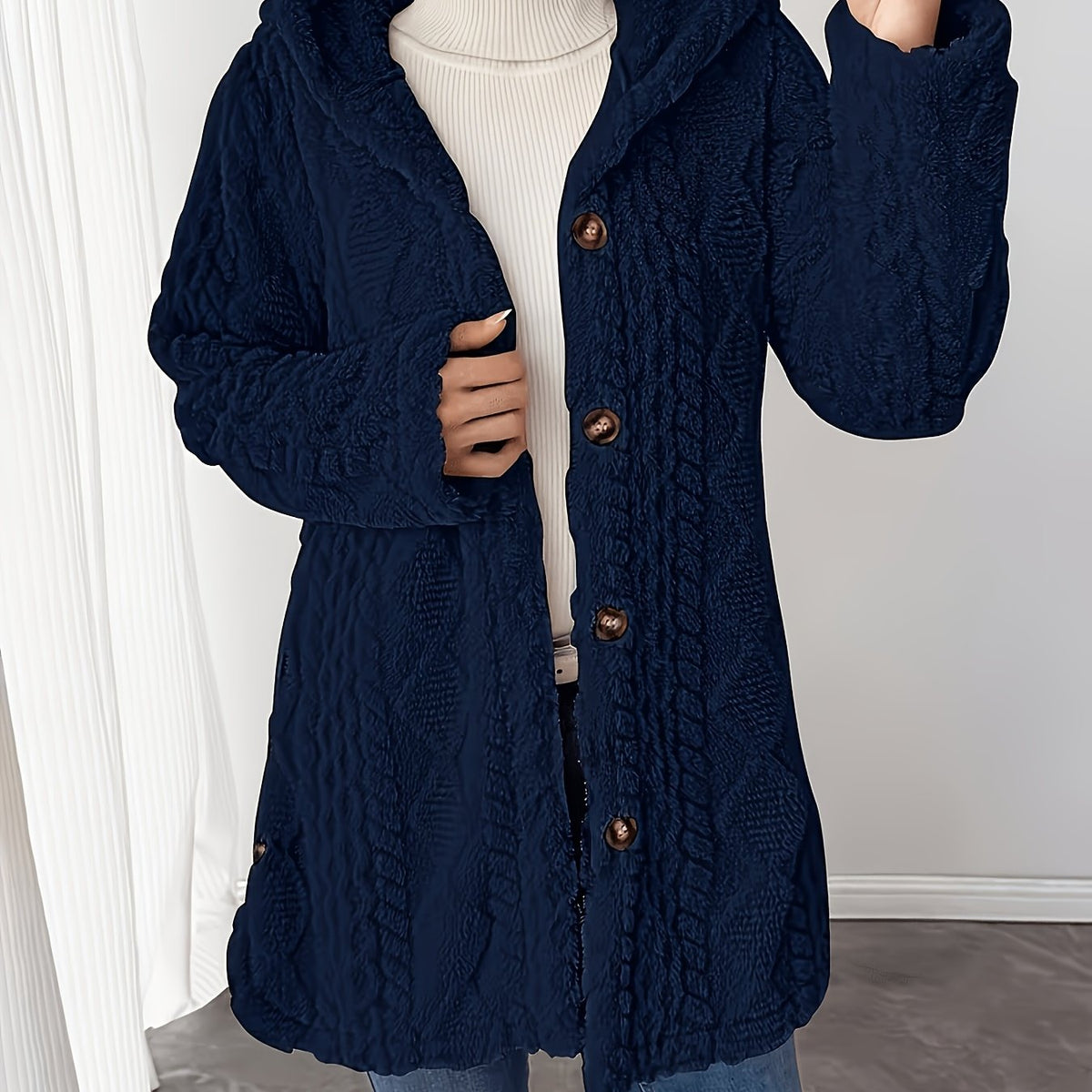 Women’s Elegant Faux Fur Coat
